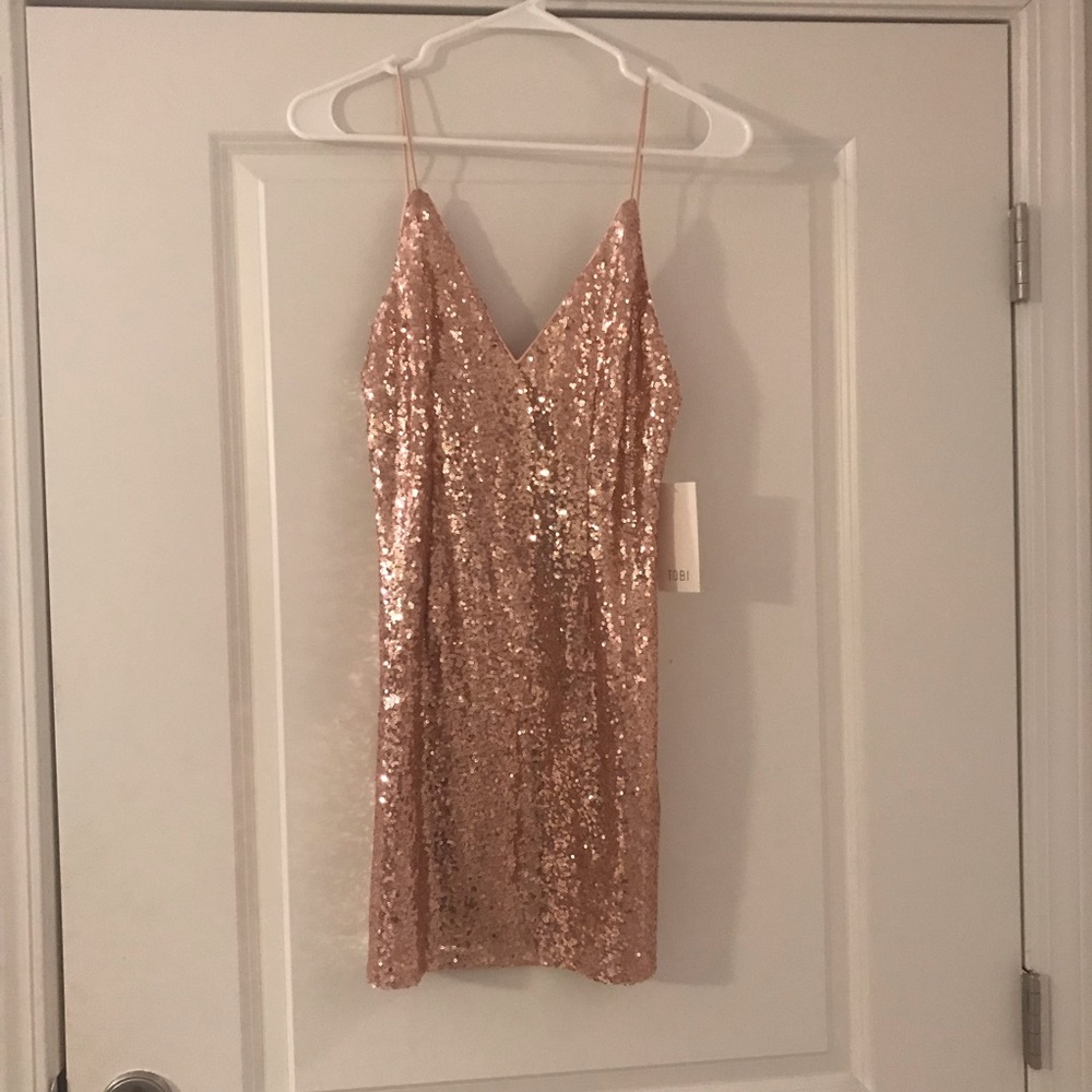 TOBI Gold Sparkly Slim Fit Dress